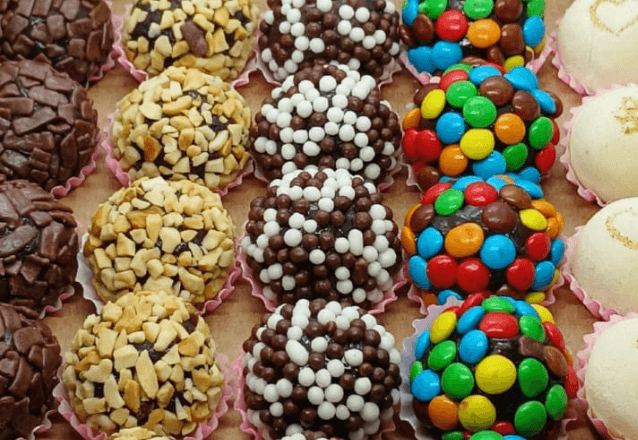 E.l DocinhosGourmet - 25 und. de Docinhos Gourmet, por apenas R$37,00!