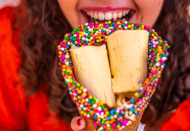 Senhorita Gelato -  Casquinha Recheada, Copo de Nutela e Mix, a partir de R$17,90