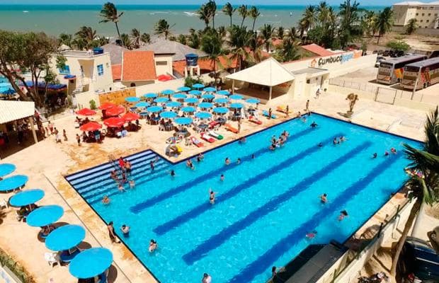 Acqua Beach - 2 Passaportes para o Parque Aquático + Petisco a partir de R$89,90