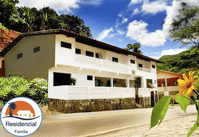 Residencial Família - 2 diárias para até 5 pessoas em apartamento, a partir de R$309,90!